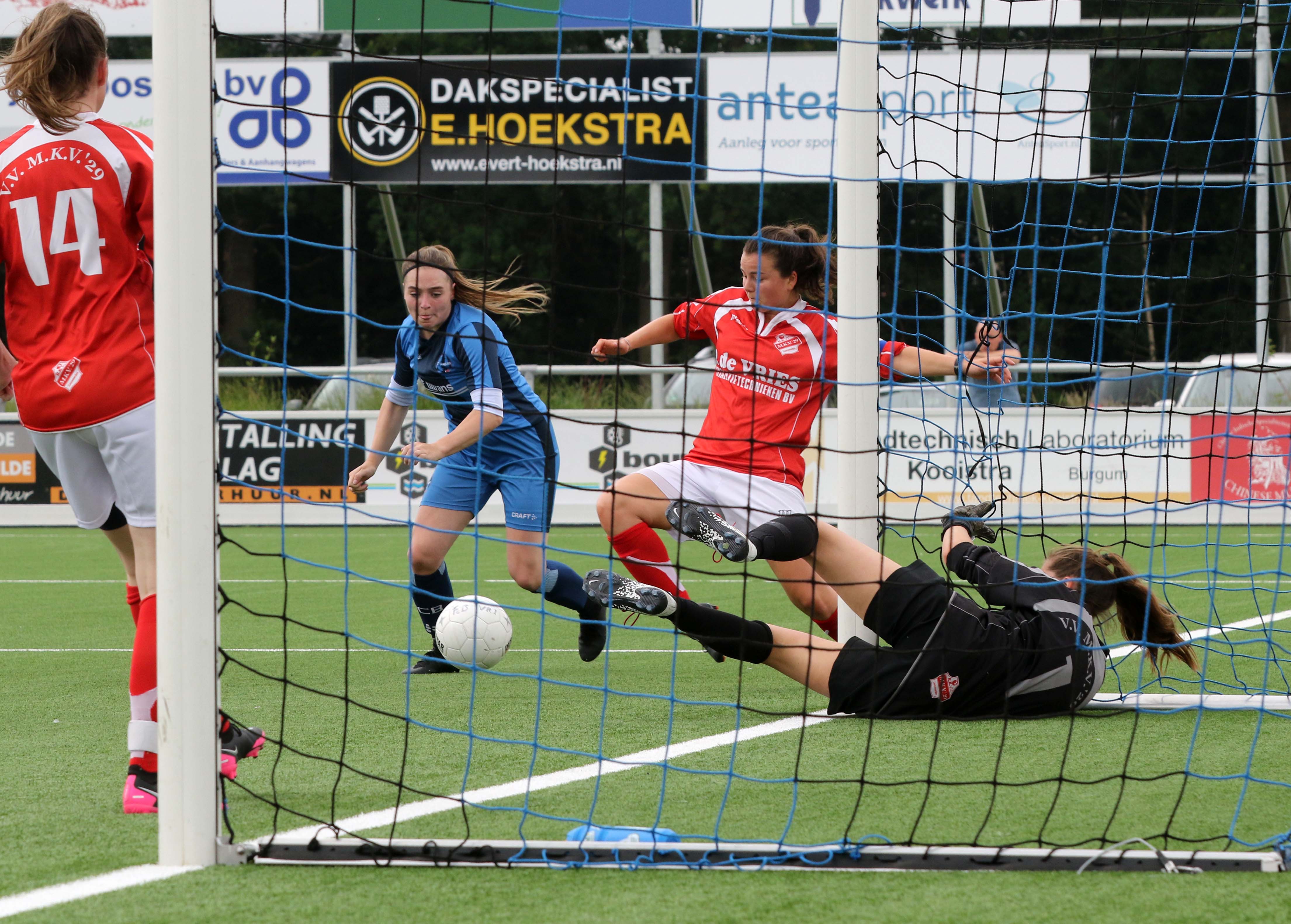 FCB wint nipt maar verdiend van MKV