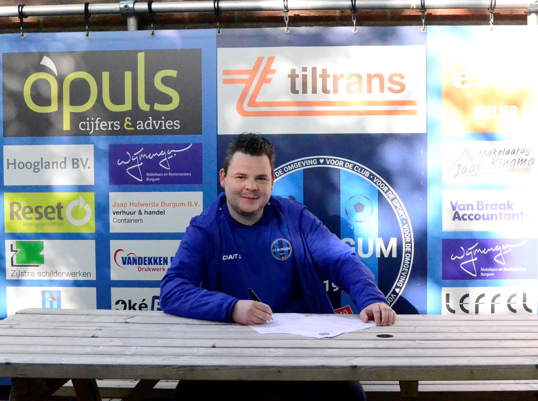 Trainer Stephan Poortman is nog niet klaar bij FC Burgum Vrouwen 1