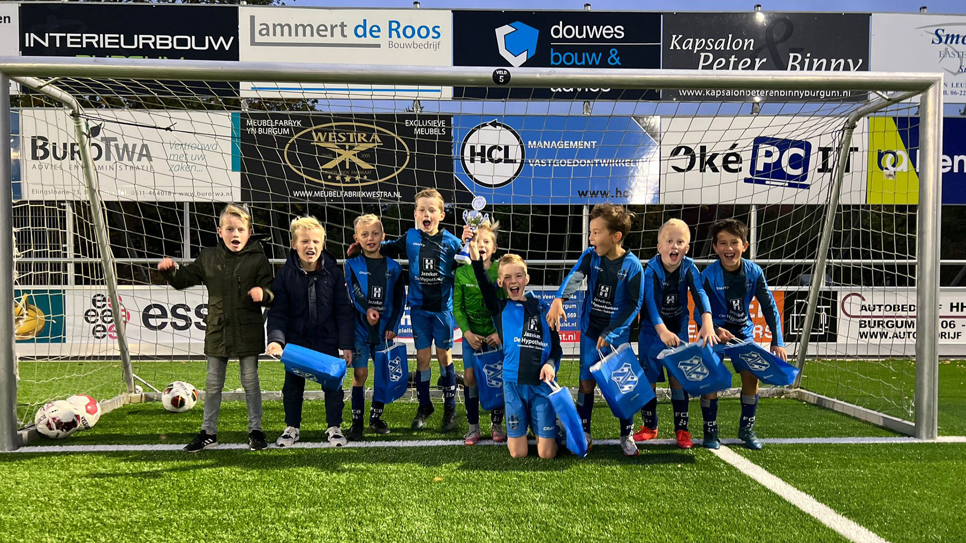 FC Burgum JO9-1 wint SC Heerenveen regiotoernooi in Burgum 