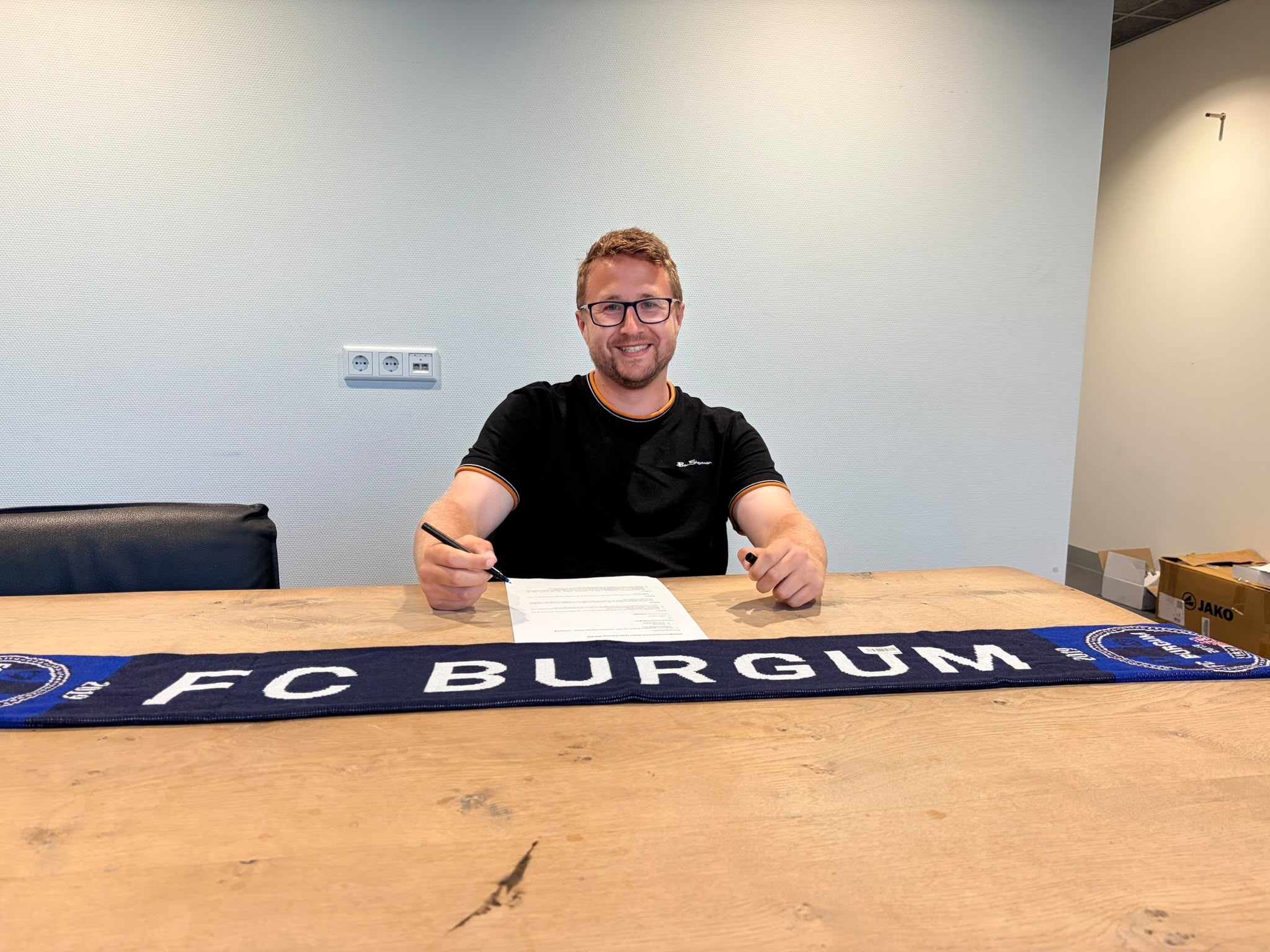 Johannes van der Ploeg “nieuwe” trainer FC Burgum o14-1